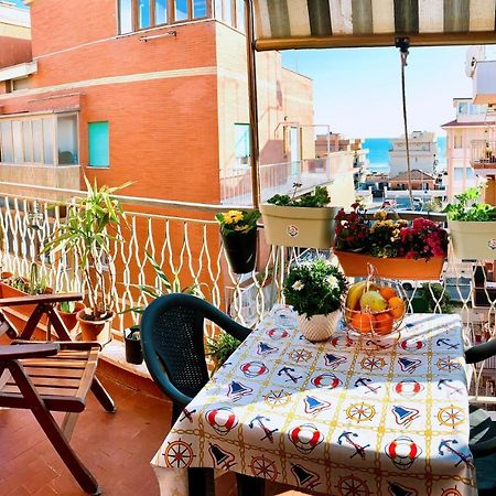 Апартаменты Penthouse Salus Sea View Terrace Лидо-ди-Остия Экстерьер фото