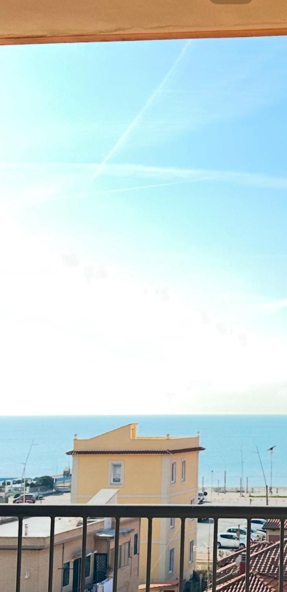 Апартаменты Penthouse Salus Sea View Terrace Лидо-ди-Остия Экстерьер фото